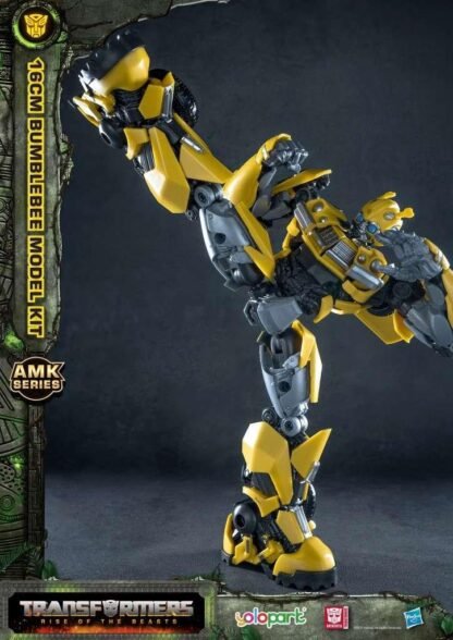 TRANSFORMERS RISE OF THE BEASTS - Bumblebee - Model Kit 16cm – Image 3