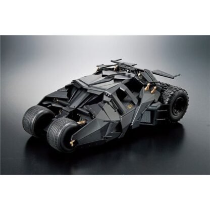DC COMICS - Batman 1/35 Batmobile (Batman Begins) - Model Kit – Image 4